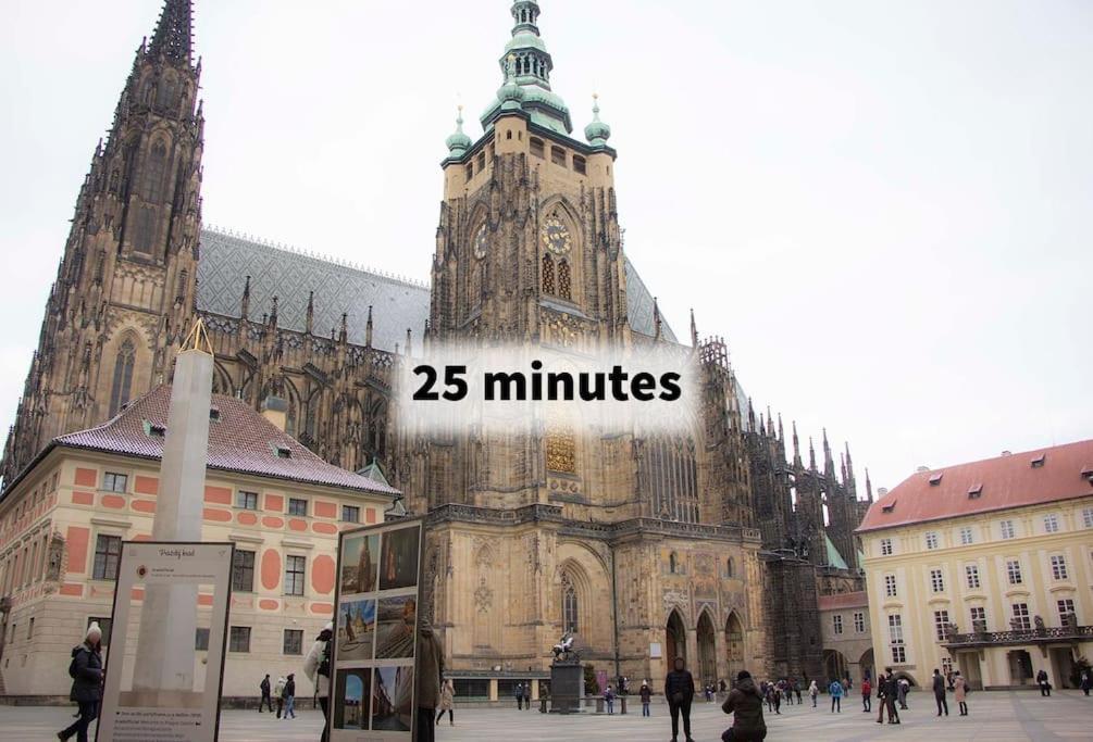 Apartmán Balcony King 12 Min From Charles Bridge Prague