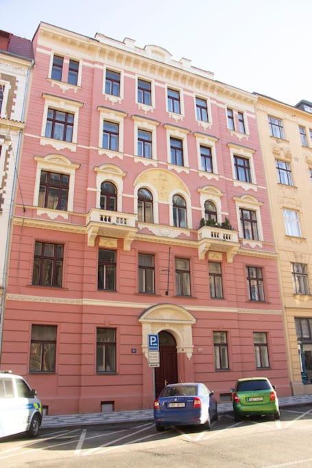 Apartmán Balcony King 12 Min From Charles Bridge